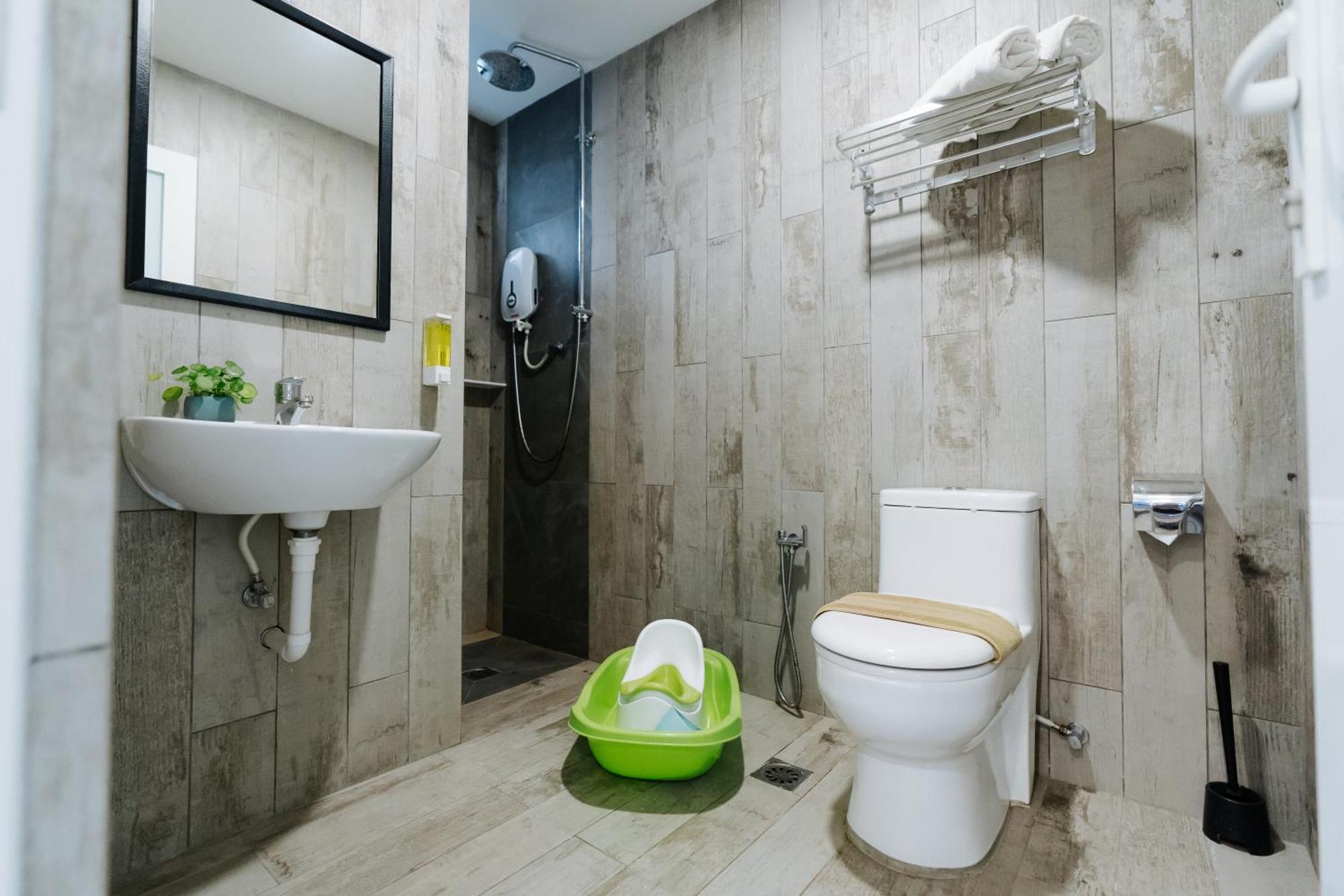 Wang'S Bnb 4 Bedrooms Villa ジョージタウン エクステリア 写真